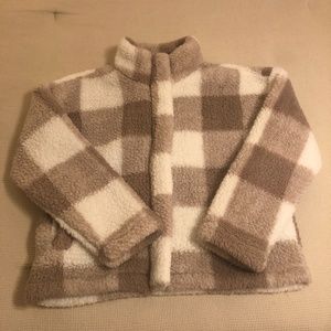 ✨ Fuzzy White and Tan / Pink Plaid Zip Up Jacket ✨